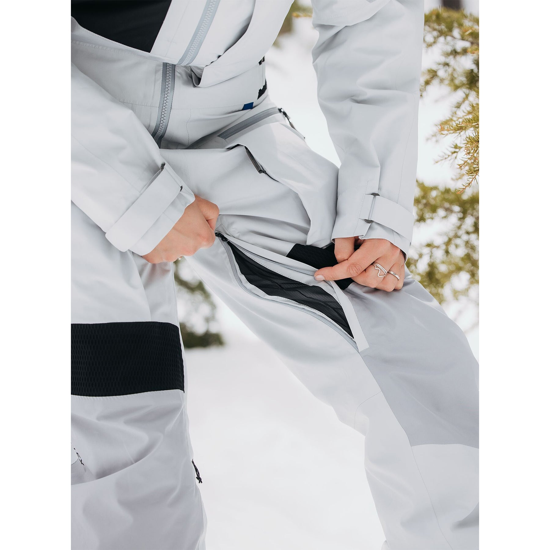 Gray Cloud/Silver Sconce