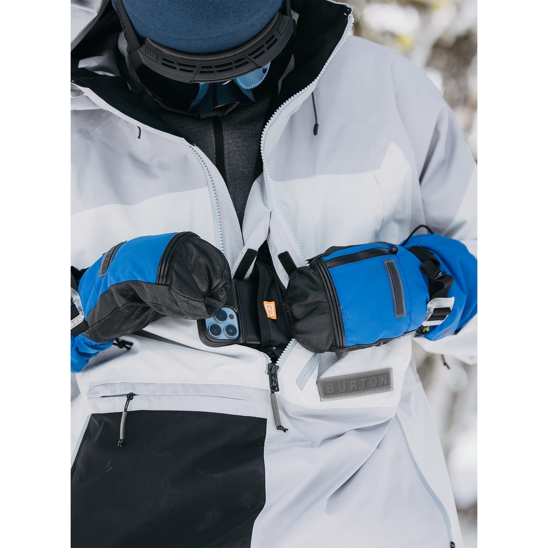 Gray Cloud / Silver Sconce