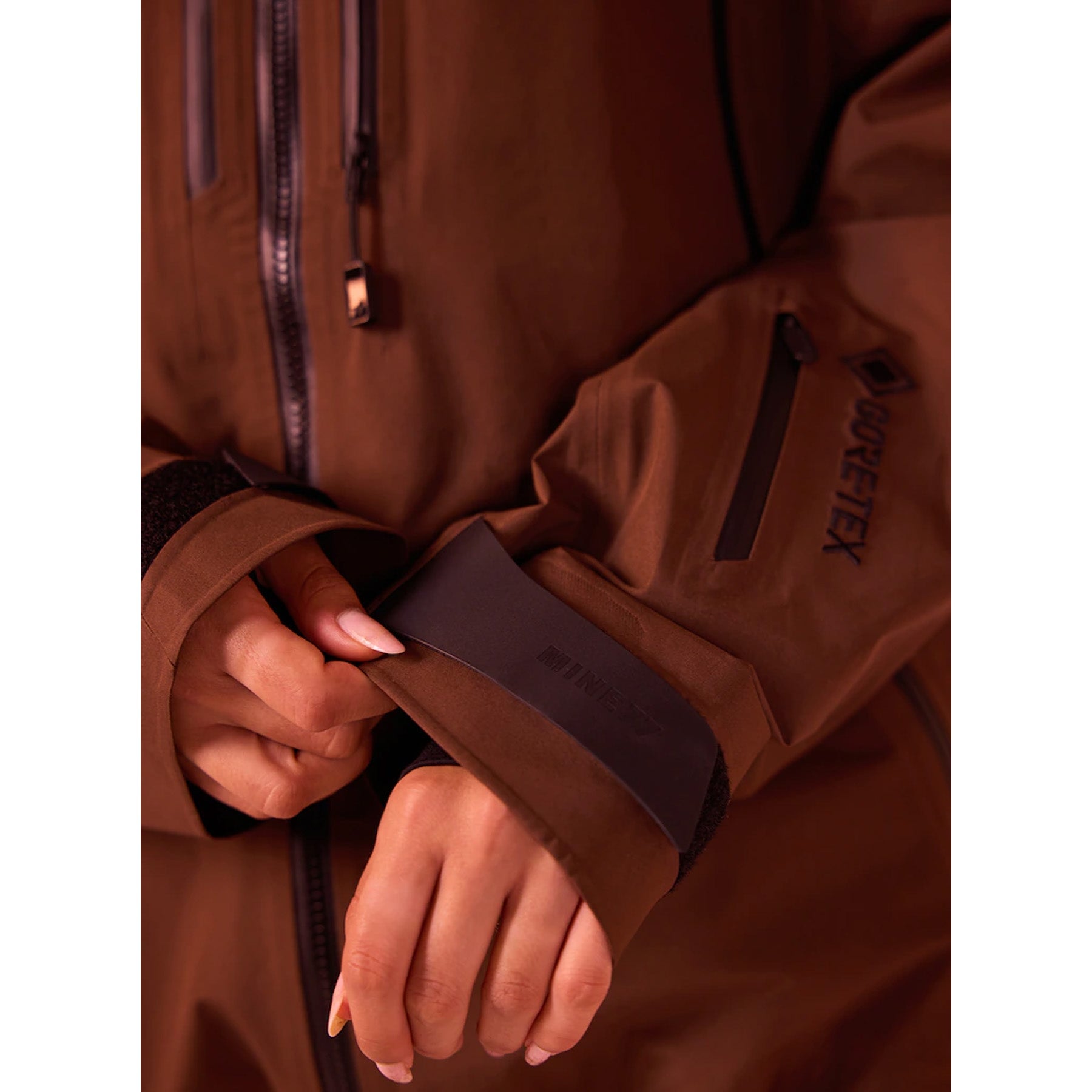 Burton MINE77 GORE-TEX 3L Jacket | Snowboard Jackets Australia