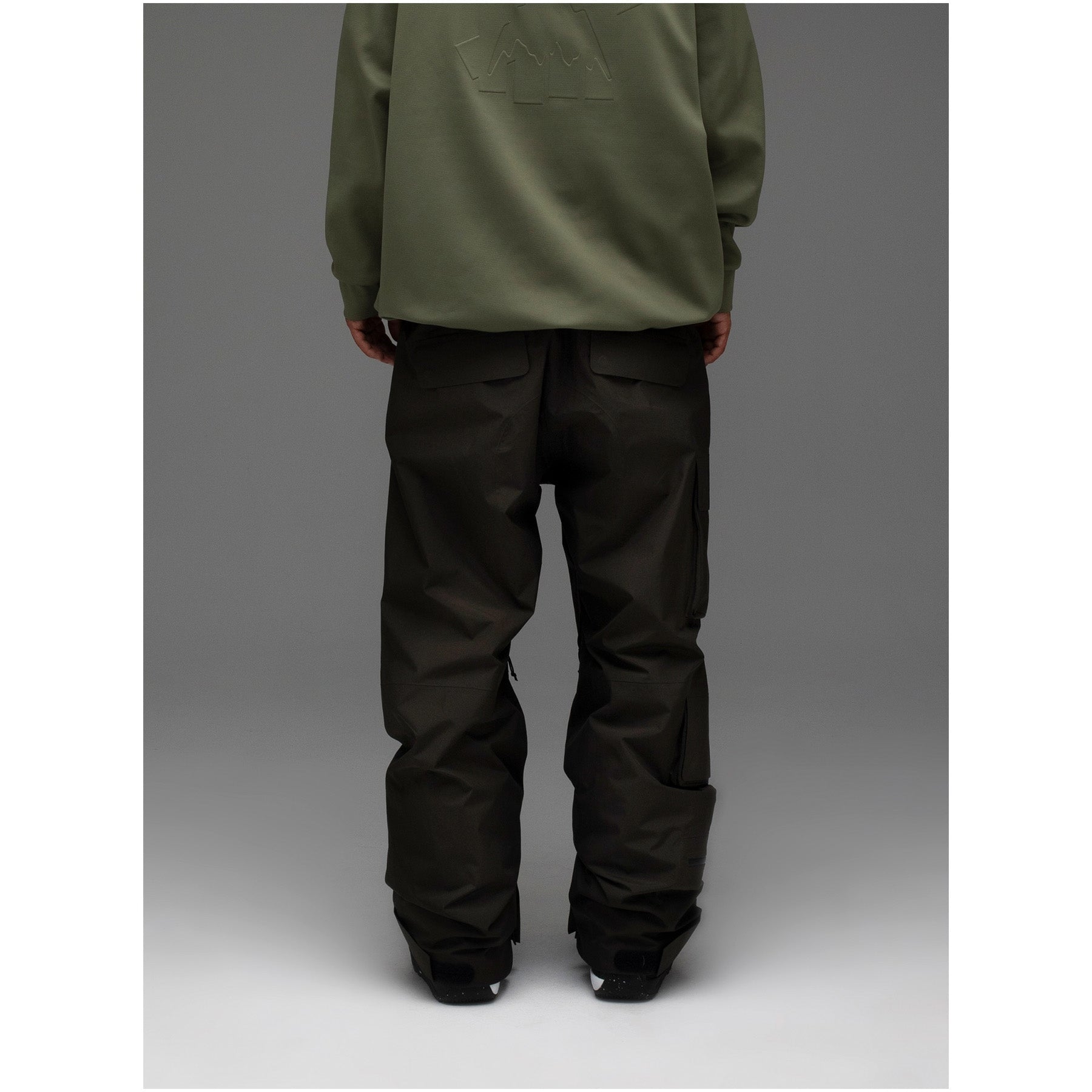 Burton x Undefeated 2L GORE-TEX Bib Pants | Snowboard Pants Australia