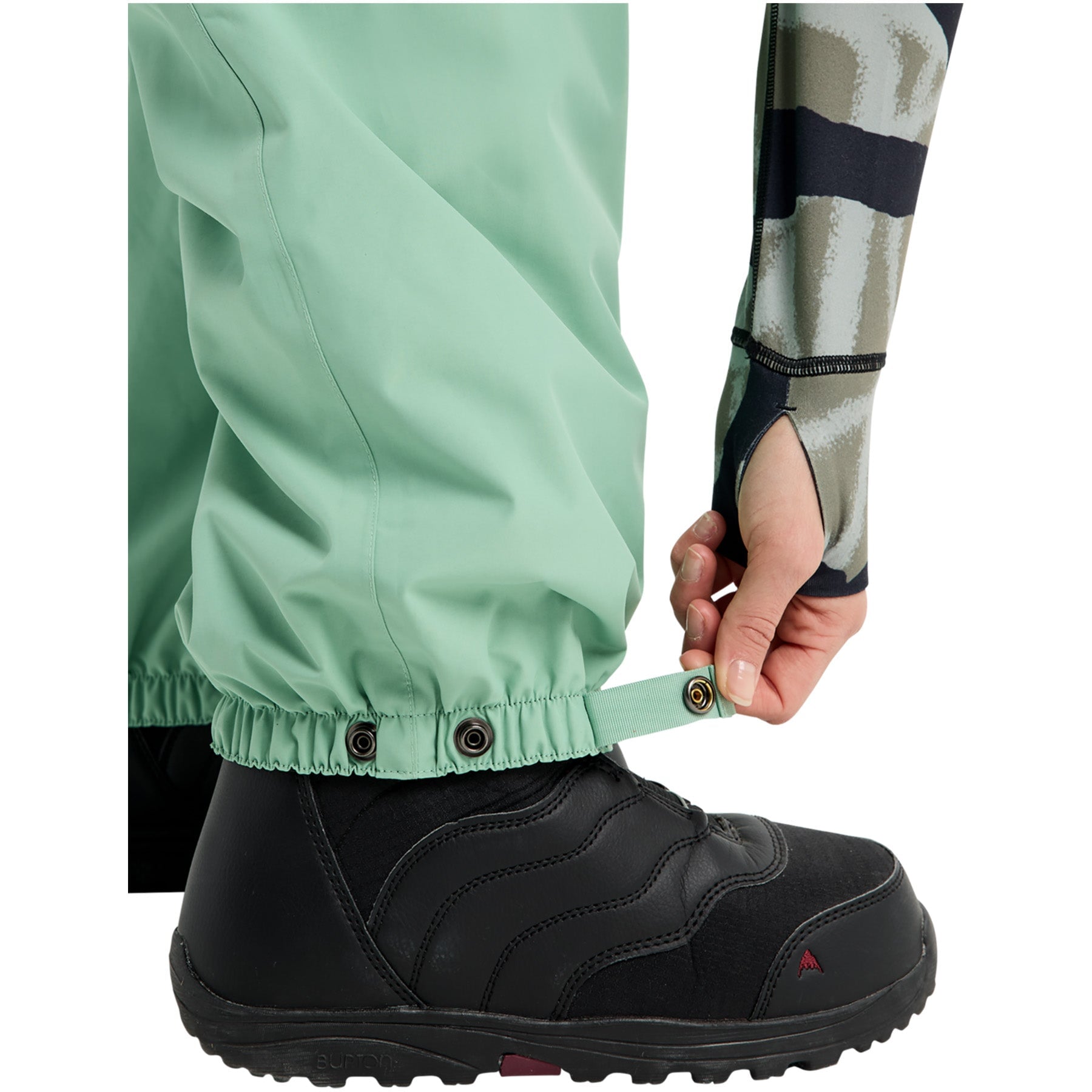 Soft Sage/True Black