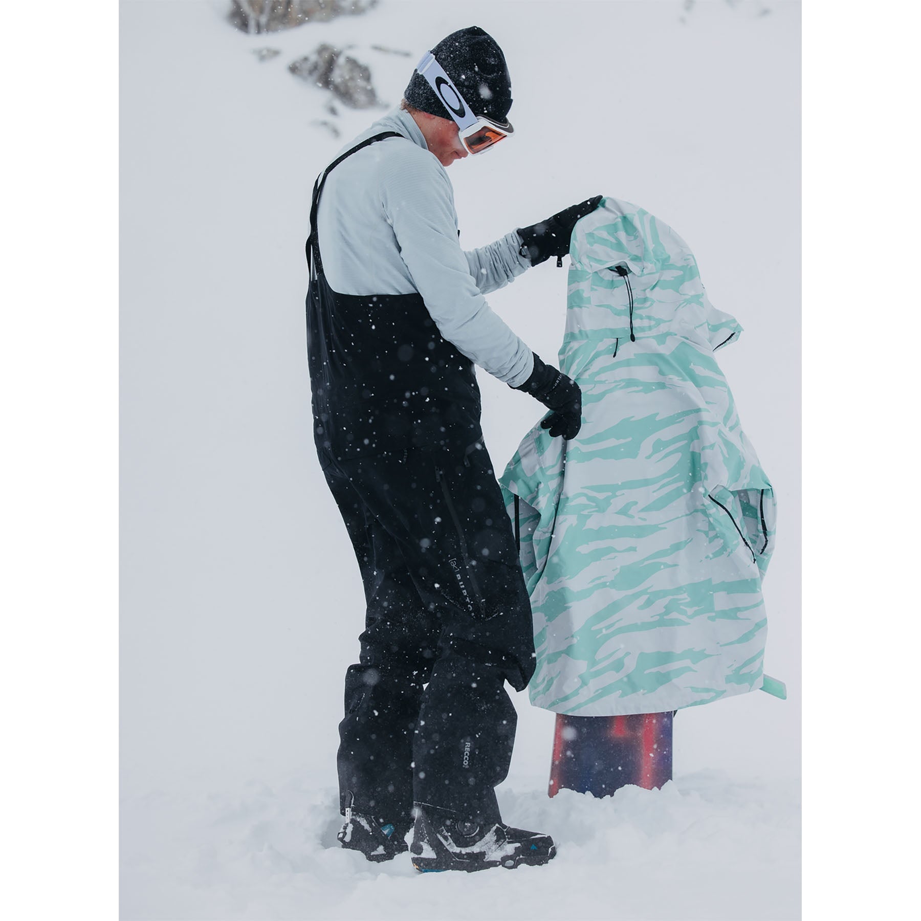 Burton Men's [ak] Freebird GORE-TEX 3L Bib Pants 2025 | Snow