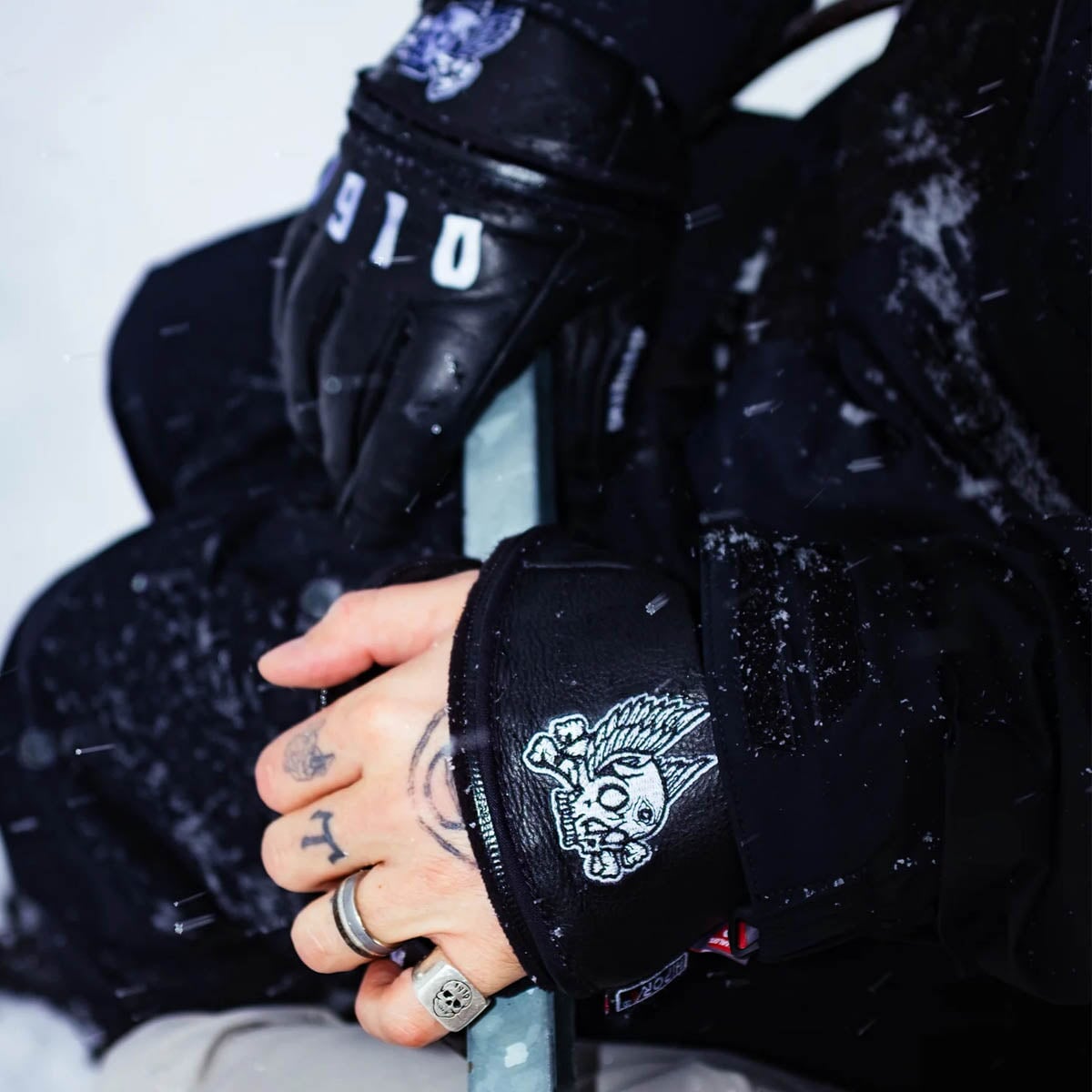 Deathgrip Zombie Gloves 1910 2026