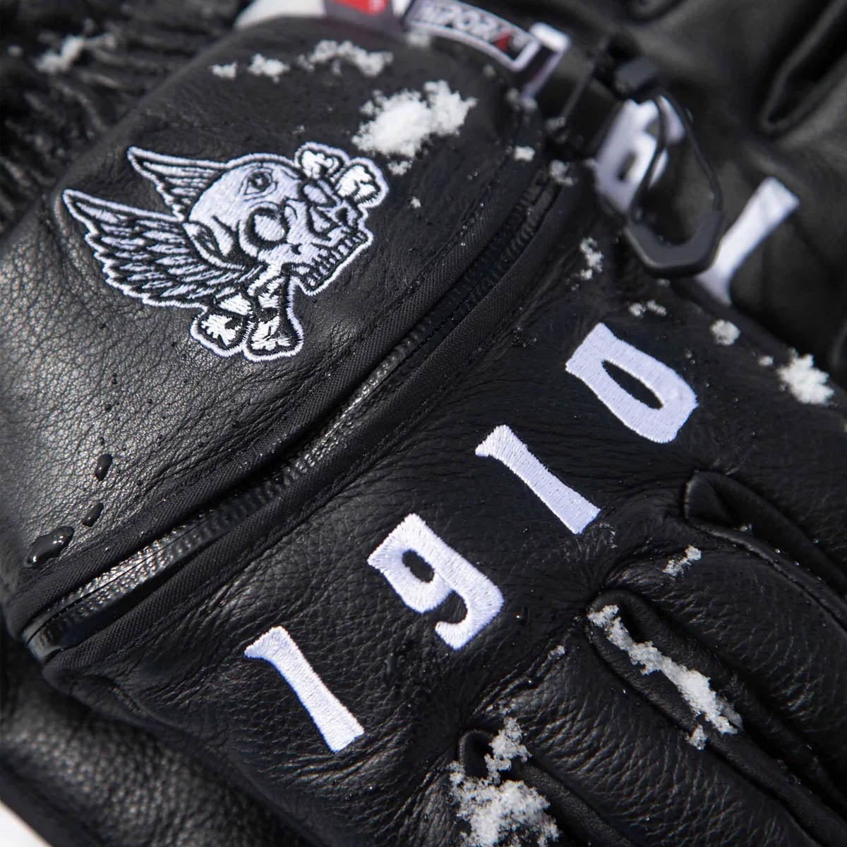 Deathgrip 1910 Werewolf Gloves 2026 | Snowboard Mitts Australia