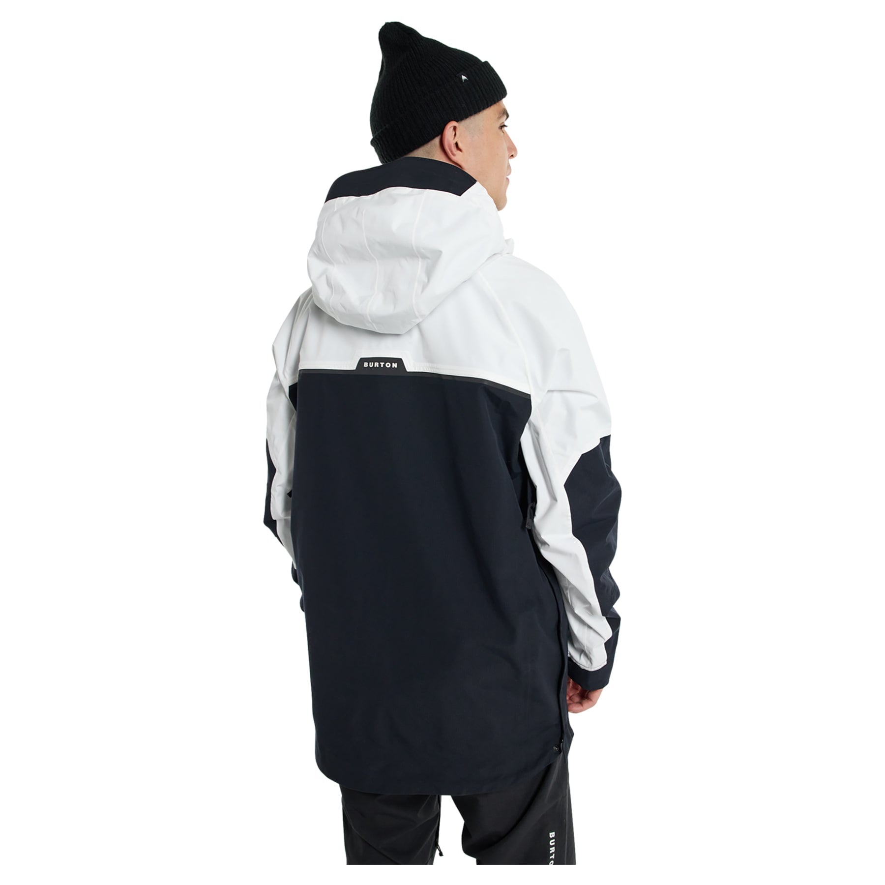 Stout White/True Black