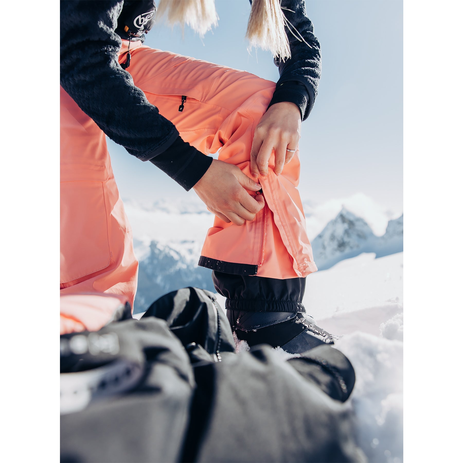 Burton Women's [ak] Summit GORE-TEX 2L Pants 2024 | Women's