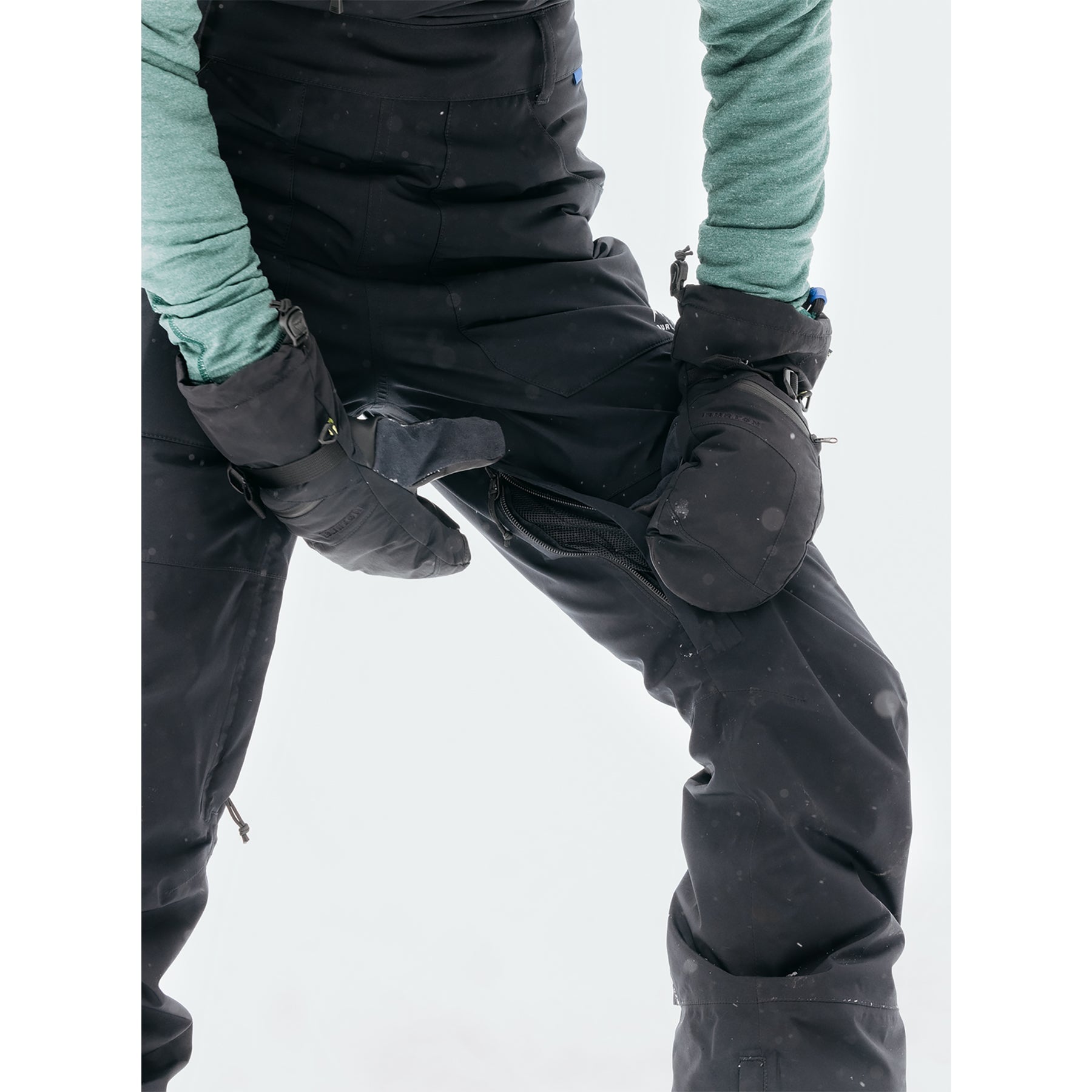 Burton Women's Avalon GORE-TEX 2L Bib Pants 2024 | Women's