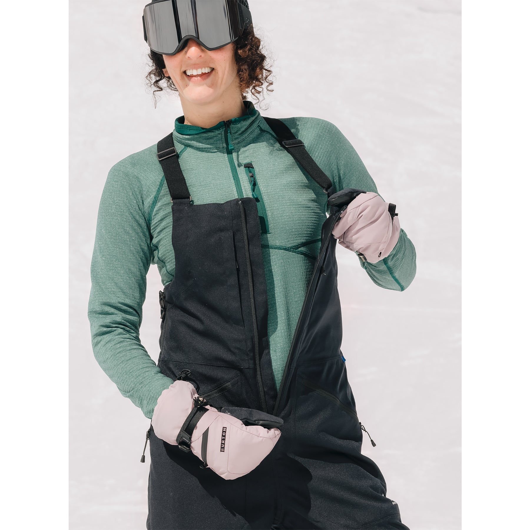 Burton Women's Reserve Stretch Bib 2025 | Women's Snowboard Bibs